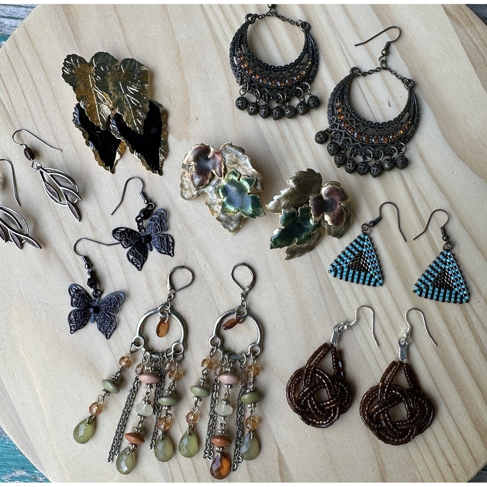 VTG 8 Pairs Assorted Mixed Variety Stud Dangle Hook Earrings Bead Butterfly Leaf
